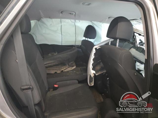 5XYPGDA39JG341919 2018 KIA SORENTO photo no. 11
