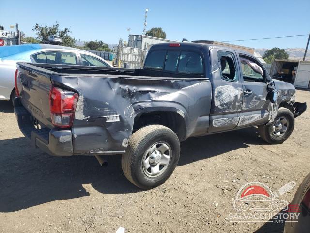 5TFRX5GN5JX130320 2018 TOYOTA TACOMA photo no. 3