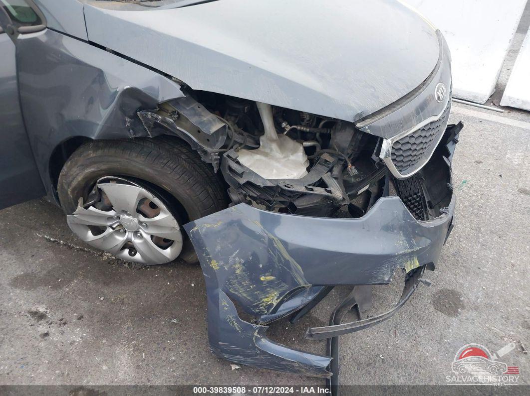 KNAFX4A67G5549110 2016 KIA FORTE photo no. 6