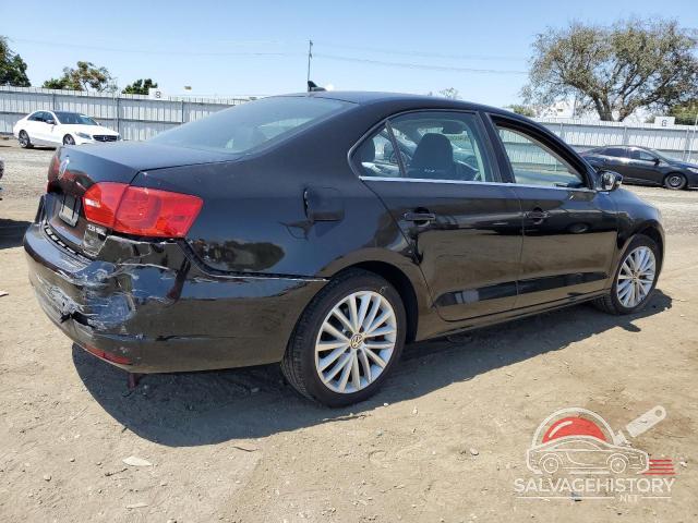 3VWLZ7AJ4BM360873 2011 VOLKSWAGEN JETTA photo no. 3
