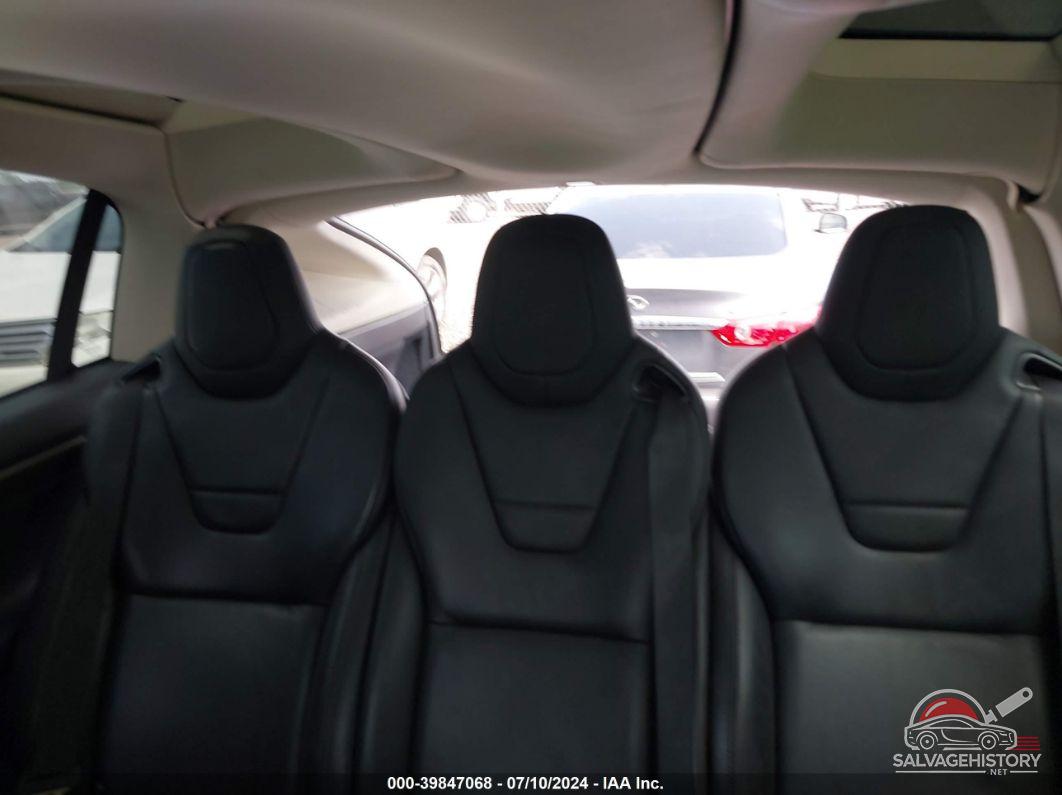 5YJXCAE22GF002558 2016 TESLA MODEL X photo no. 8