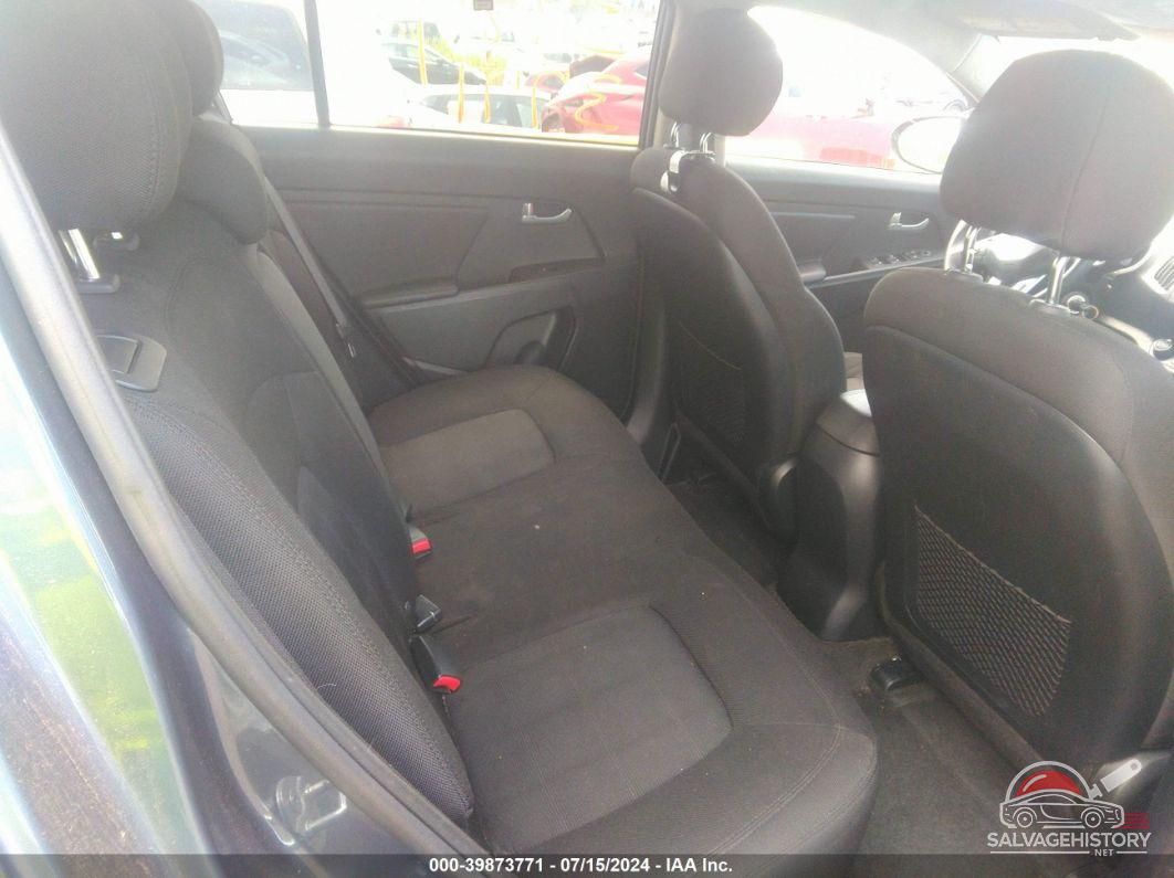 KNDPBCA28C7252858 2012 KIA SPORTAGE photo no. 8