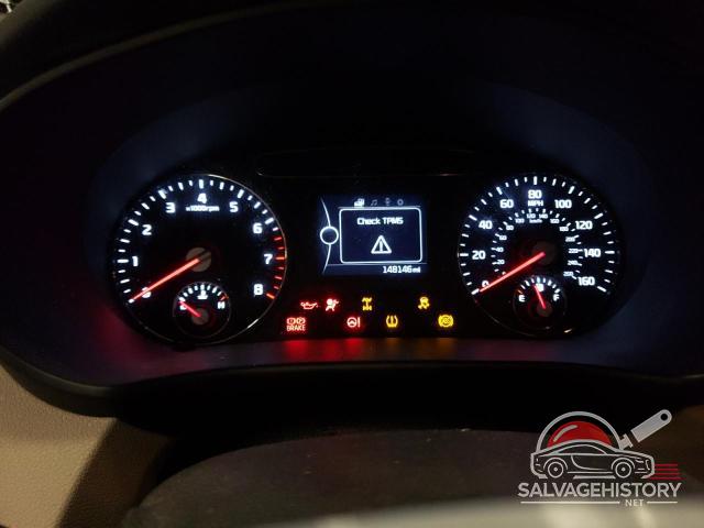 5XYPGDA54HG246597 2017 KIA SORENTO photo no. 9