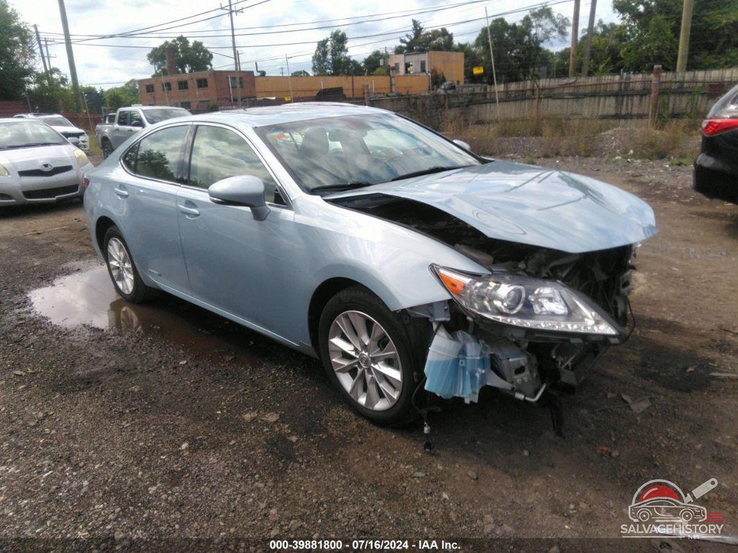 JTHBW1GG5D2009088 2013 LEXUS ES 300H photo no. 4