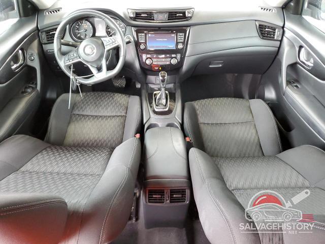 KNMAT2MTXHP619591 2017 NISSAN ROGUE photo no. 8