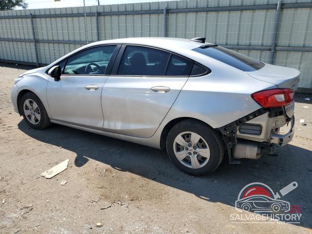 1G1BC5SM9J7139980 2018 CHEVROLET CRUZE photo no. 2