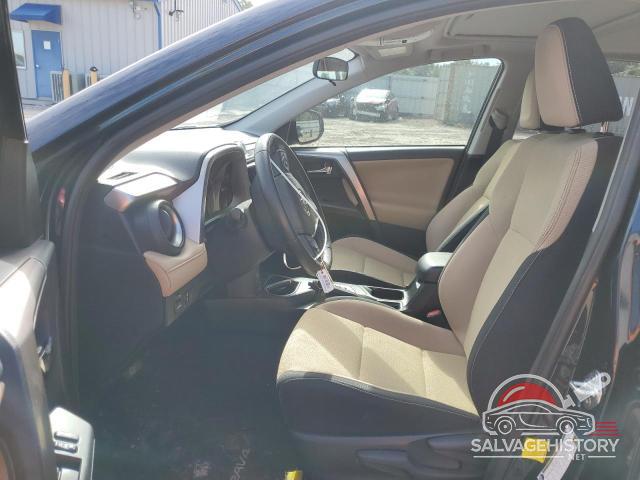 JTMWFREV2JD118112 2018 TOYOTA RAV4 photo no. 7