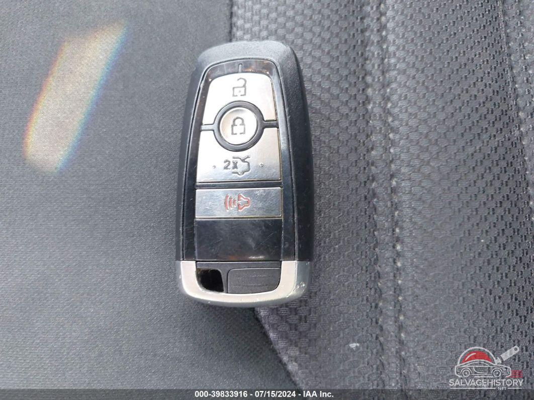 3FA6P0LU0HR164113 2017 FORD FUSION HYBRID photo no. 11