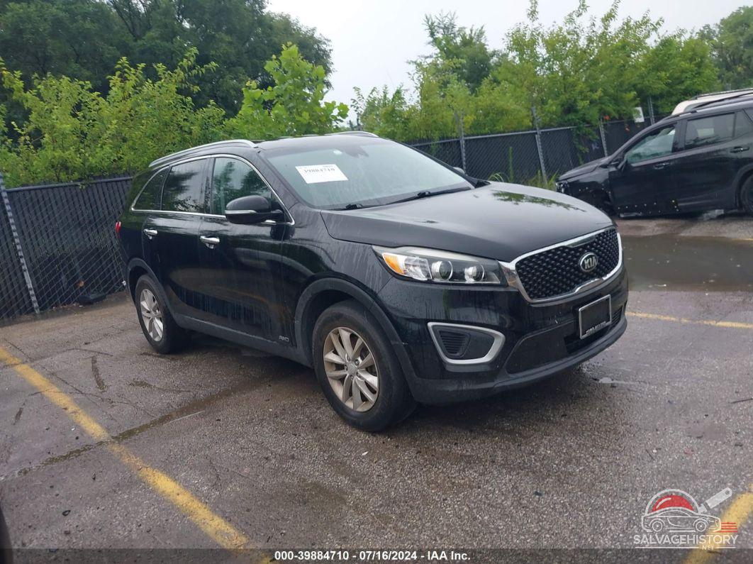 5XYPGDA30HG246384 2017 KIA SORENTO photo no. 2