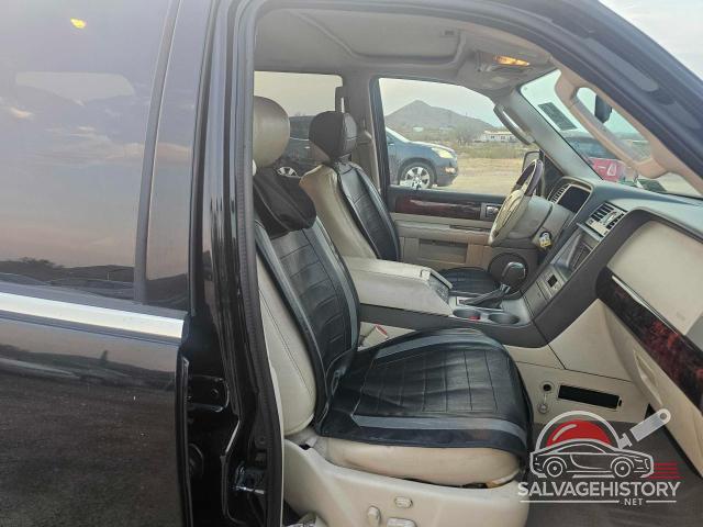 5LMFU28R14LJ21002 2004 LINCOLN NAVIGATOR photo no. 5