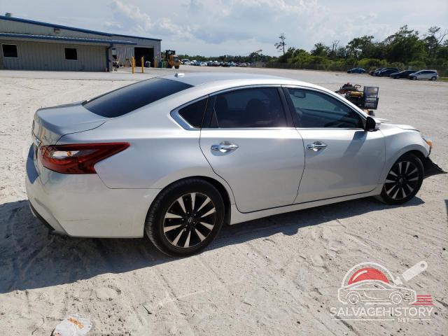 1N4AL3APXJC196043 2018 NISSAN ALTIMA photo no. 3