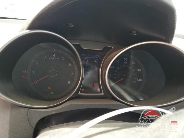 KMHTC6AD9CU069528 2012 HYUNDAI VELOSTER photo no. 9