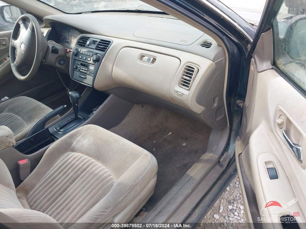 1HGCG564XWA217141 1998 HONDA ACCORD photo no. 5