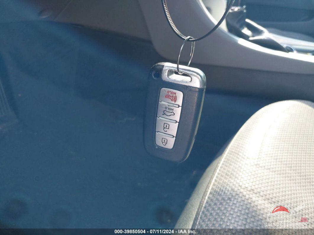 5NPEC4AC4DH611980 2013 HYUNDAI SONATA photo no. 11