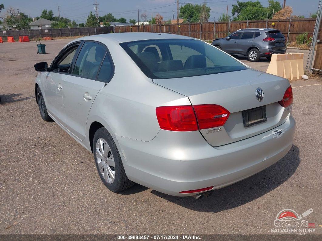 3VWDZ7AJ8BM370407 2011 VOLKSWAGEN JETTA photo no. 3