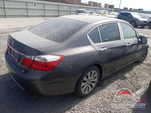 1HGCR2F70DA137525 2013 HONDA ACCORD photo no. 3
