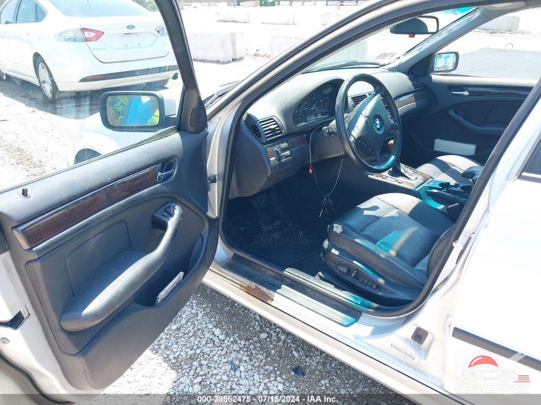 WBAAV33451EE79803 2001 BMW 325I photo no. 5