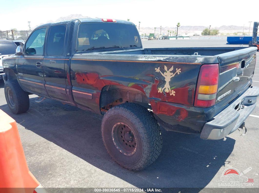 2GCEC19V911244124 2001 CHEVROLET SILVERADO 1500 photo no. 3