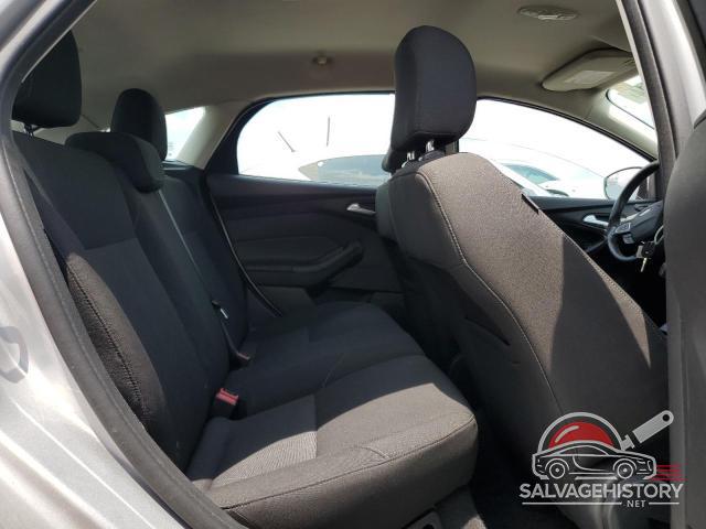 1FADP3K29FL383608 2015 FORD FOCUS photo no. 10