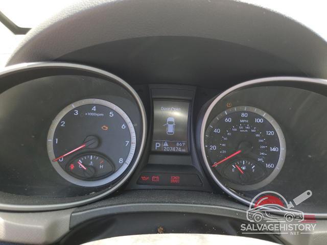 KM8SM4HF8GU146111 2016 HYUNDAI SANTA FE photo no. 9