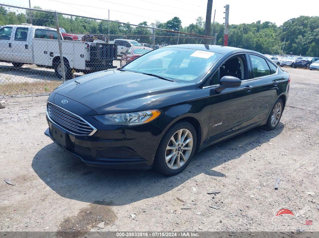 3FA6P0LU0HR164113 2017 FORD FUSION HYBRID photo no. 2