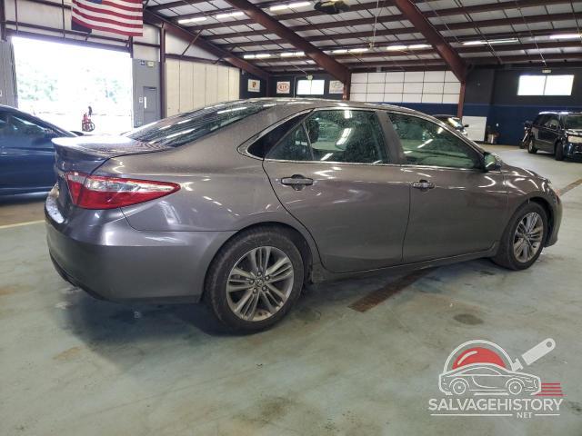 4T1BF1FK5HU385173 2017 TOYOTA CAMRY photo no. 3