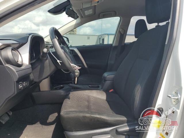 JTMZFREVXJJ155469 2018 TOYOTA RAV4 photo no. 7