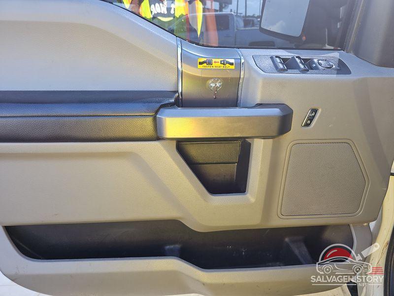 1FTEW1E56KKE38592 2019 FORD F-150 photo no. 9