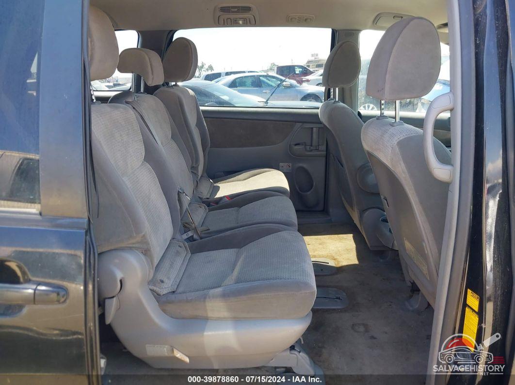 5TDKK4CC4AS327323 2010 TOYOTA SIENNA photo no. 8