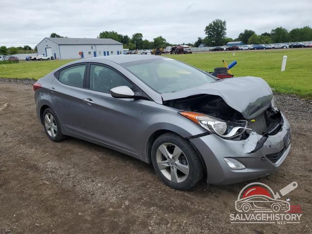 KMHDH4AE8DU574562 2013 HYUNDAI ELANTRA photo no. 4