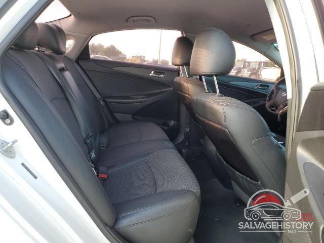 5NPEC4AC9BH219266 2011 HYUNDAI SONATA photo no. 10