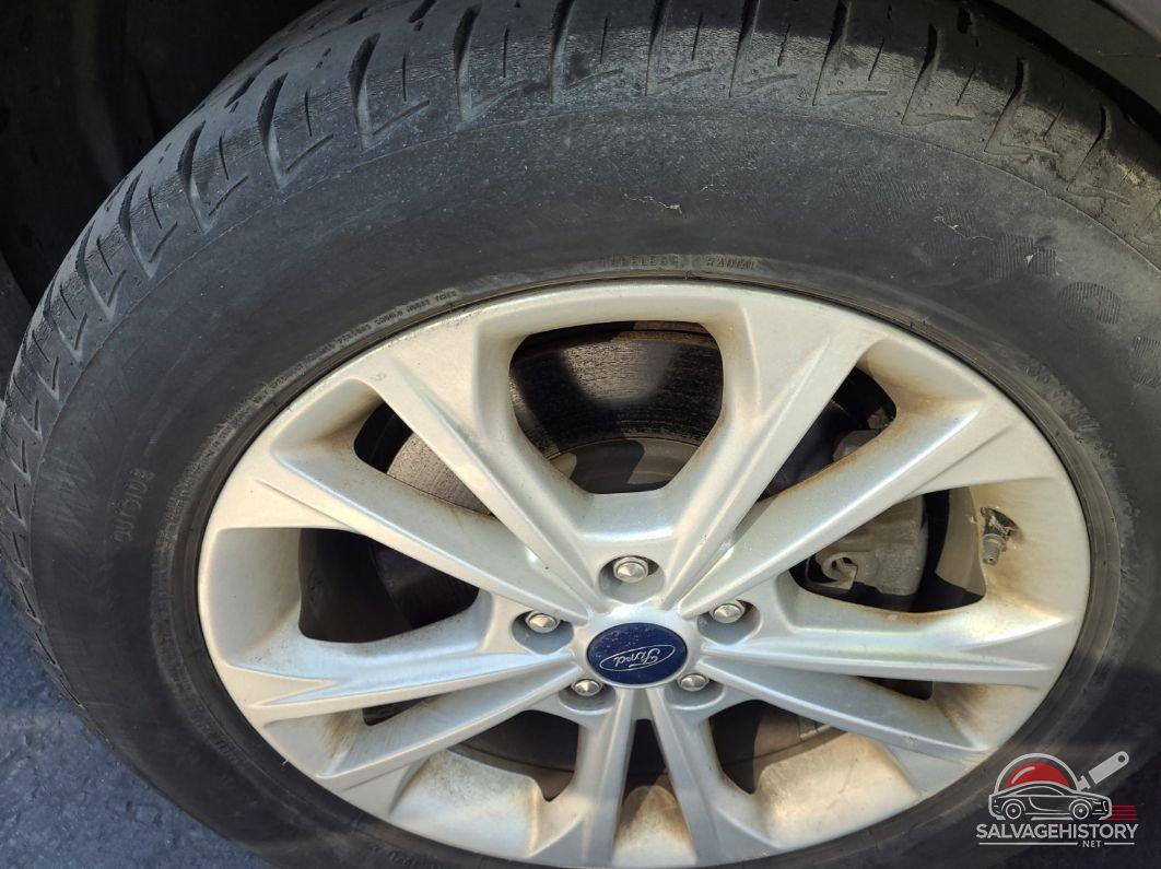 1FMCU9GD4JUC36137 2018 FORD ESCAPE photo no. 10