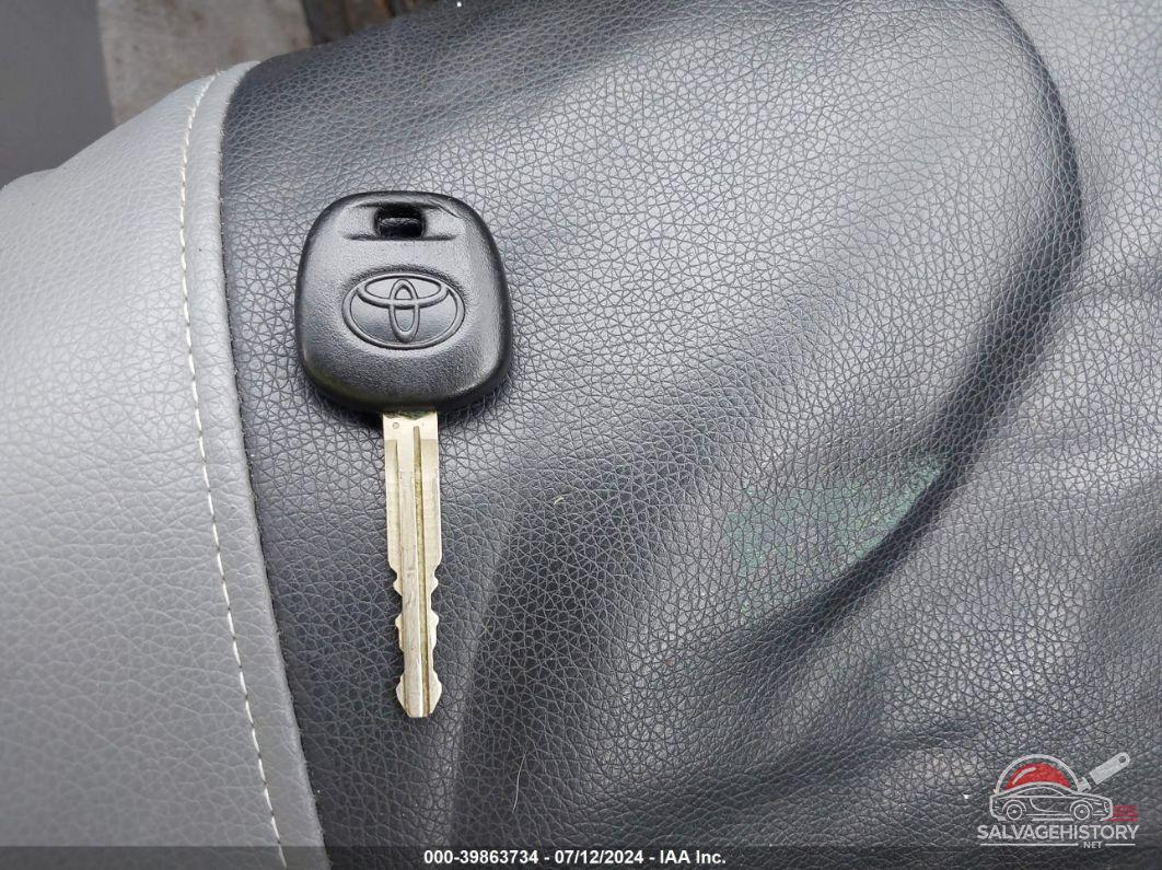 2T1BR30E66C698883 2006 TOYOTA COROLLA photo no. 11
