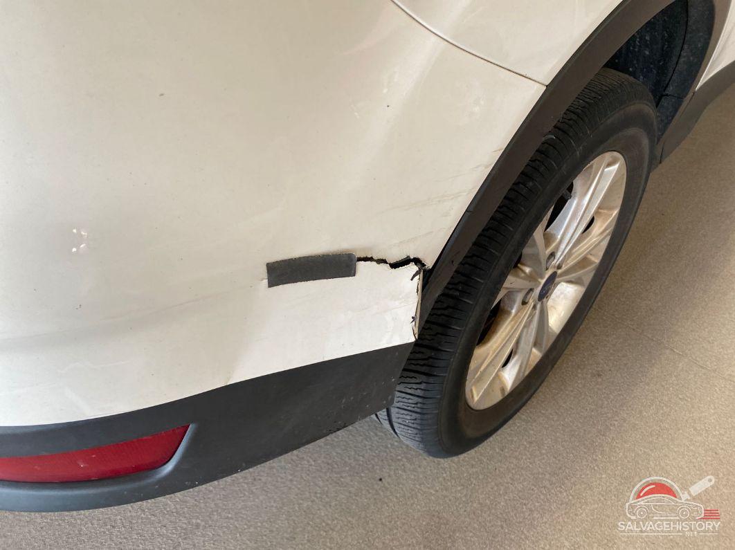 1FMCU9GD4JUA85039 2018 FORD ESCAPE photo no. 8