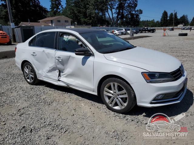 3VWLA7AJ5FM239928 2015 VOLKSWAGEN JETTA photo no. 4
