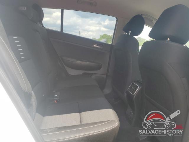 KNDPM3AC9J7448985 2018 KIA SPORTAGE photo no. 11