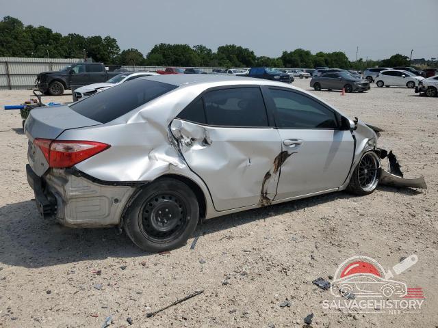 5YFBURHE7JP846053 2018 TOYOTA COROLLA photo no. 3