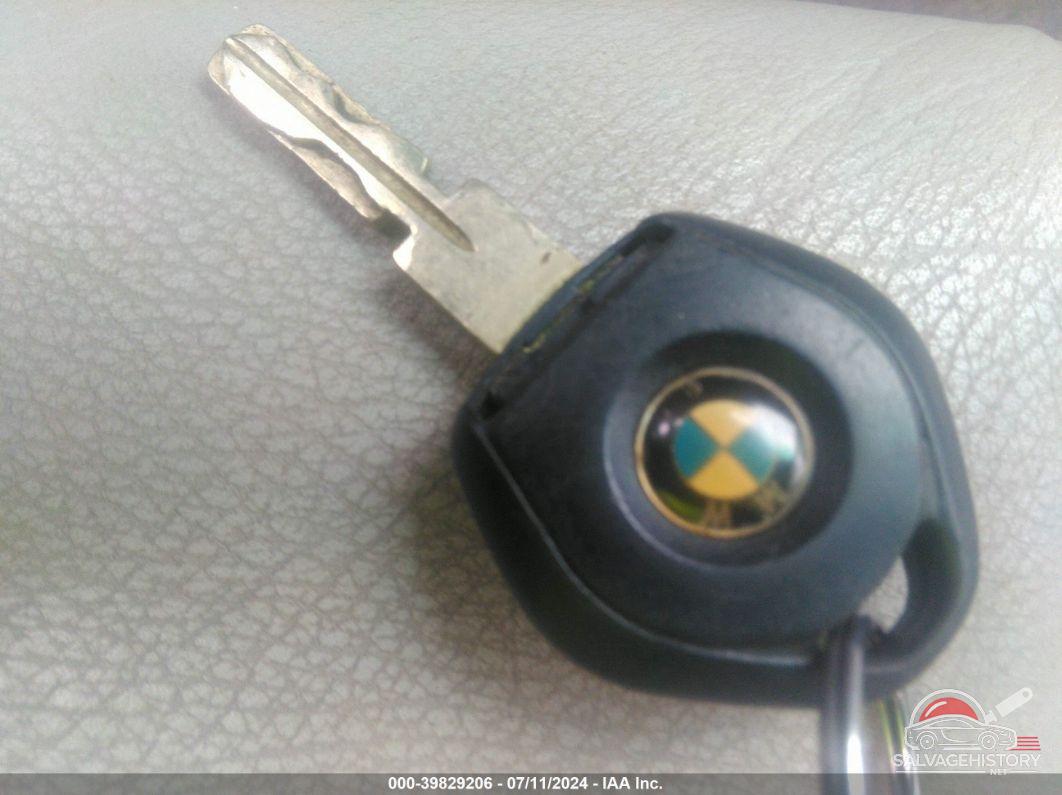 WBACG7327WKC30369 1998 BMW 318TI photo no. 11
