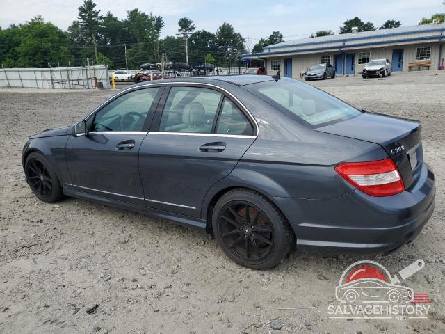 WDDGF8BB2AR093472 2010 MERCEDES-BENZ C-CLASS photo no. 2