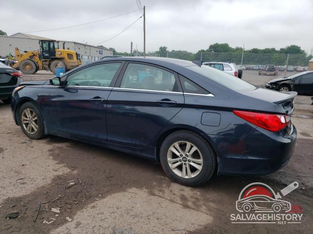 5NPEB4AC0DH545141 2013 HYUNDAI SONATA photo no. 2