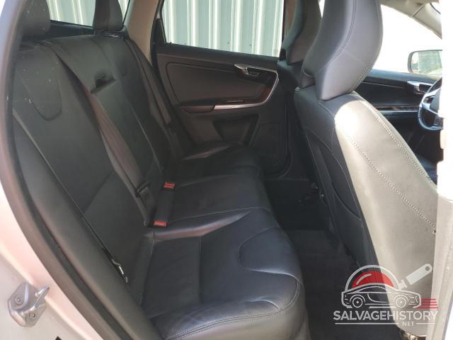 YV440MDU7H2074759 2017 VOLVO XC60 photo no. 10