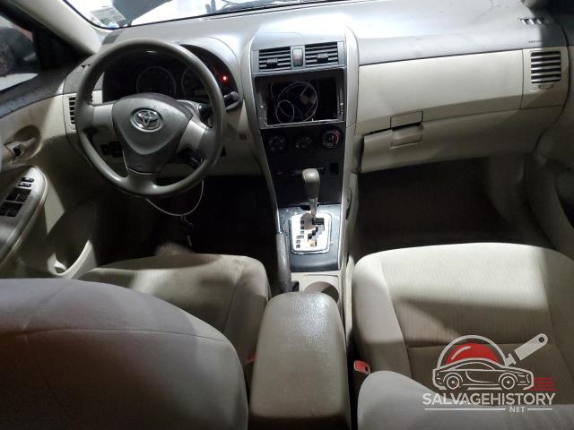 1NXBU4EEXAZ303981 2010 TOYOTA COROLLA photo no. 8
