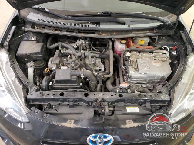 JTDKDTB33G1121809 2016 TOYOTA PRIUS photo no. 11