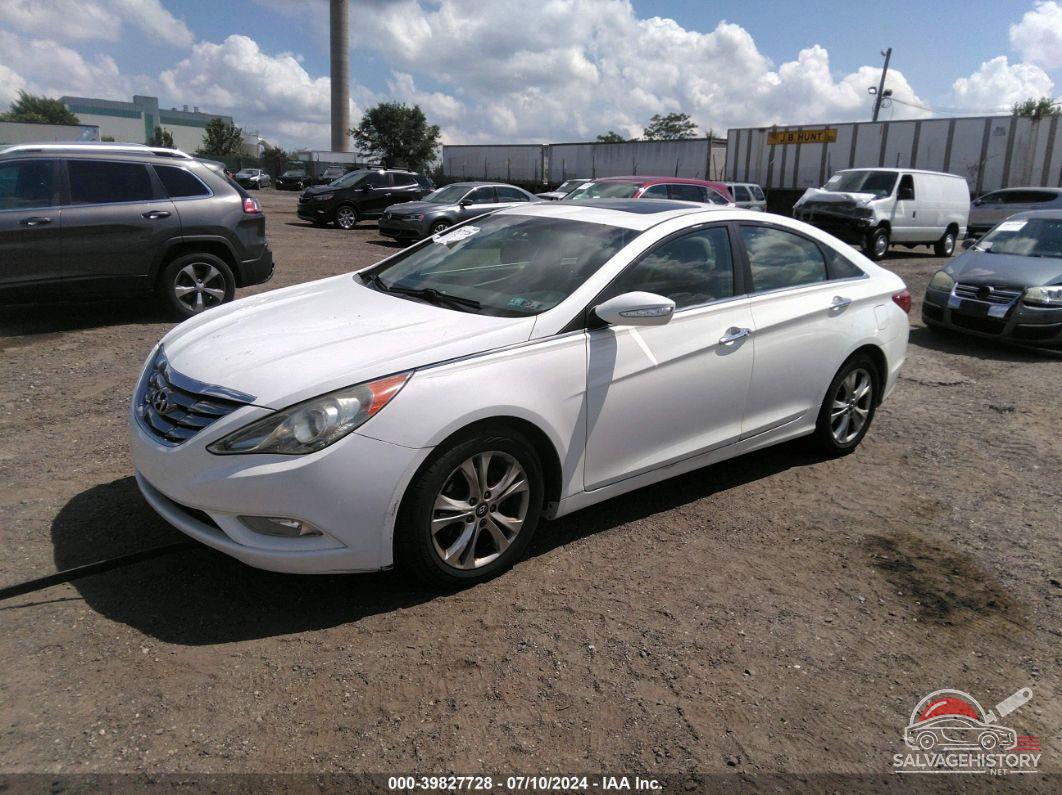 5NPEC4AC3BH153233 2011 HYUNDAI SONATA photo no. 6