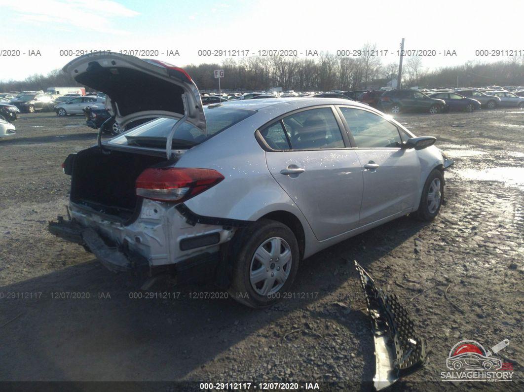 3KPFK4A7XJE184301 2018 KIA FORTE photo no. 4