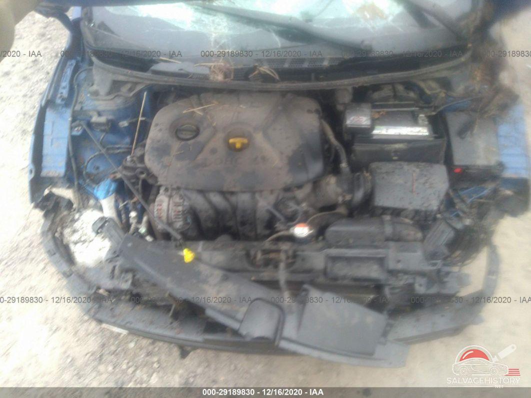 5NPDH4AE6GH795807 2016 HYUNDAI ELANTRA photo no. 10