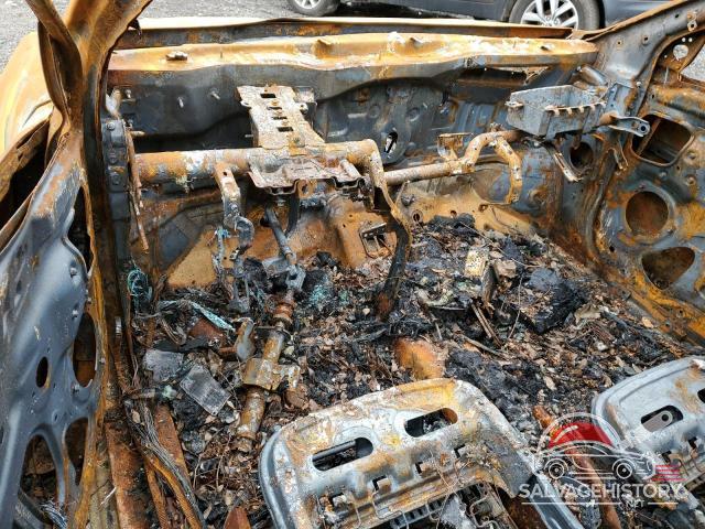 3KPA24AB8KE198049 2019 KIA RIO photo no. 8