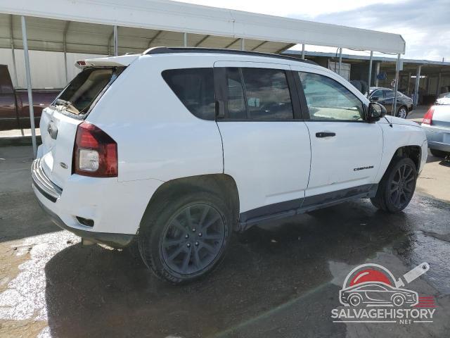 1C4NJCBA9FD427799 2015 JEEP COMPASS photo no. 3