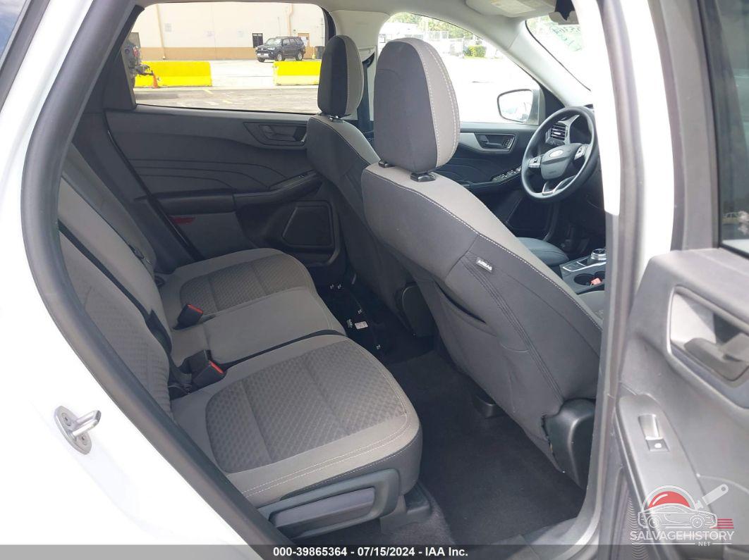 1FMCU0G65NUA48827 2022 FORD ESCAPE photo no. 8