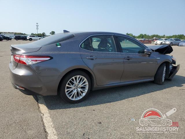 4T1F31AK7LU011853 2020 TOYOTA CAMRY photo no. 3